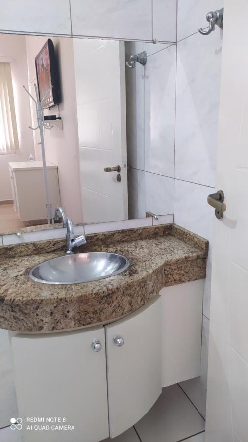 Pousada Quarto Familiar Com Ar,Frigobar,Wi Fi, Garagem Aparecida  Ngoại thất bức ảnh