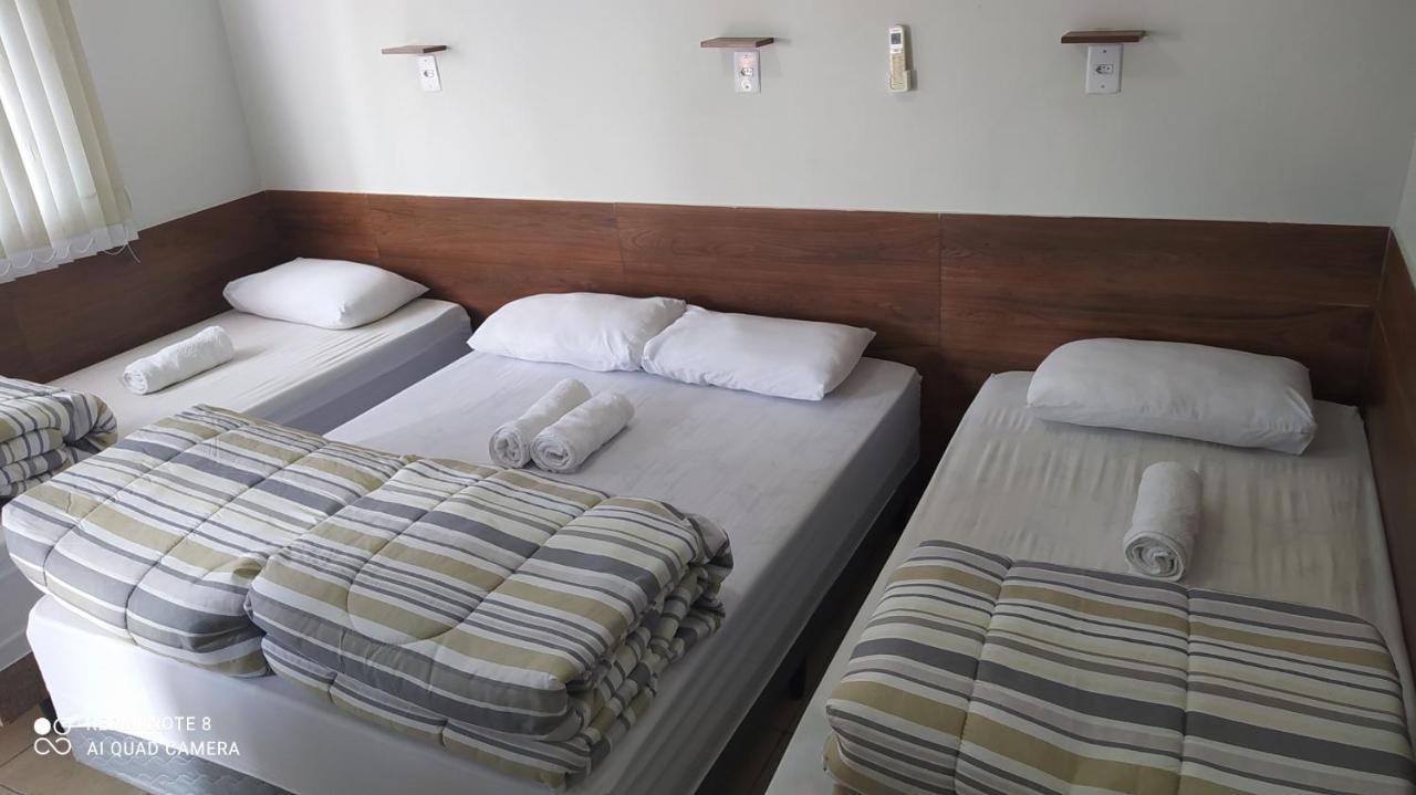 Pousada Quarto Familiar Com Ar,Frigobar,Wi Fi, Garagem Aparecida  Phòng bức ảnh